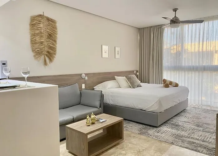 Charming And Perfectly Located Studio With Rooftoop Pool