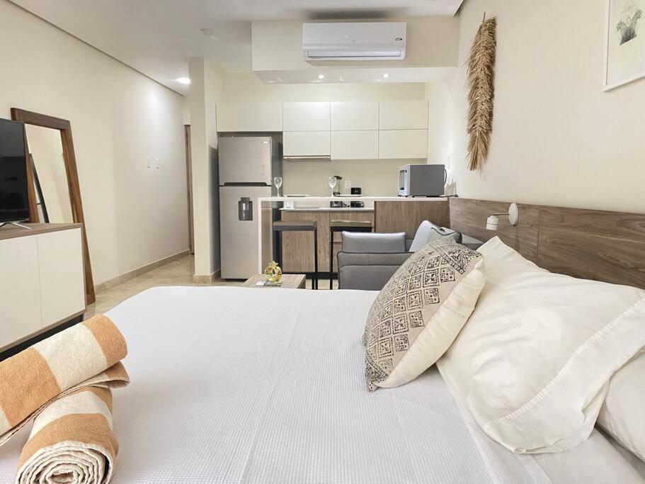 Charming And Perfectly Located With Rooftoop Pool *