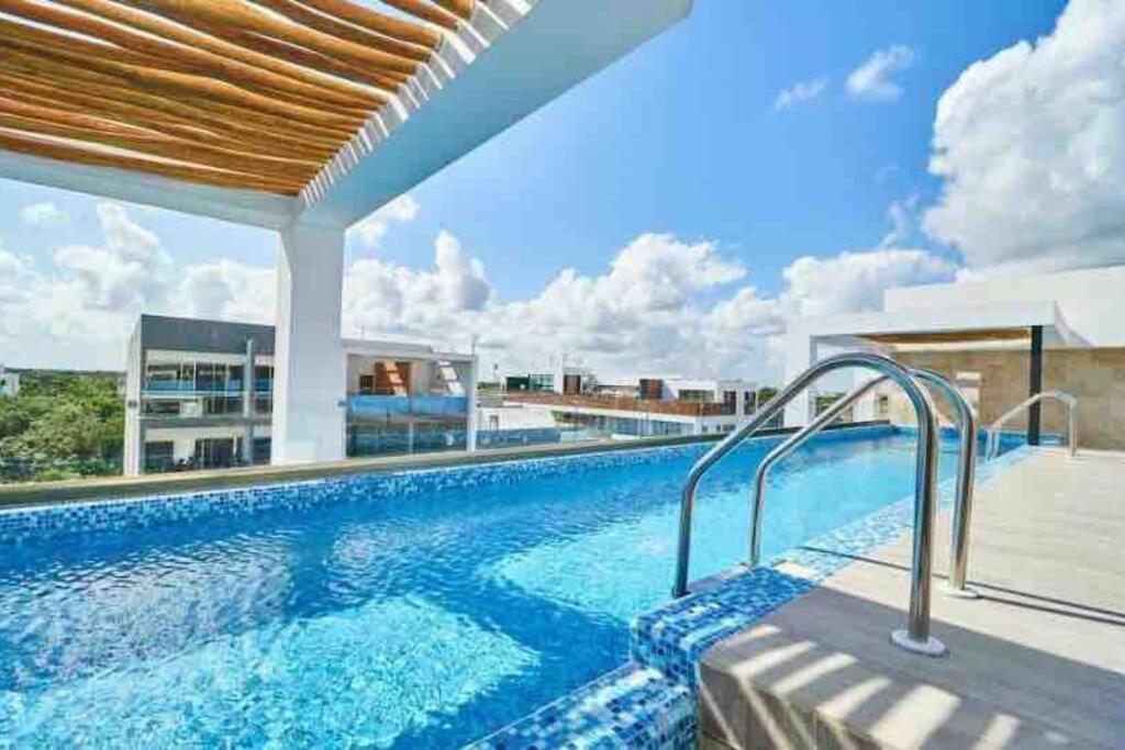 Charming And Perfectly Located With Rooftoop Pool